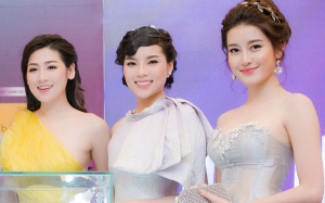 Xem lại những kiểu tóc khiến Hoa hậu Kỳ Duyên cộng thêm vài chục tuổi