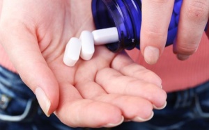 Tự uống calci, tăng nguy cơ mắc bệnh