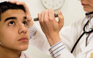 Mắt mờ sau đau mắt đỏ có nguy hiểm?