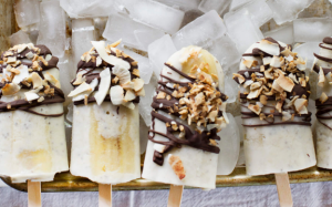 Làm ngay kem chuối, dừa và hạt chia siêu mát lạnh