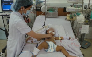 Vụ 3 người chết vì bạch hầu: Thêm 2 trẻ bị biến chứng nặng