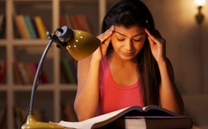 5 loại tinh dầu giúp giảm đau đầu ngay lập tức