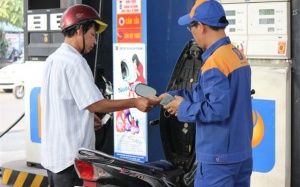 Xăng giảm trên 600 đồng/lit từ 15h chiều 20/7