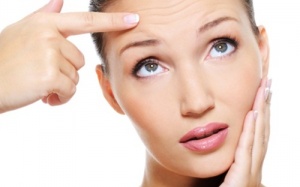 Tự chẩn đoán bệnh qua nếp nhăn trên mặt