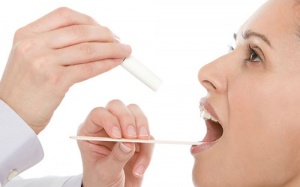 'Thủ phạm' nào khiến bạn luôn bị khô miệng?