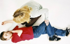 Trẻ bị co giật chưa chắc đã do động kinh