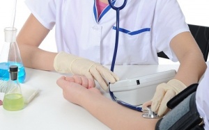 Tăng huyết áp 'áo choàng trắng' là gì?