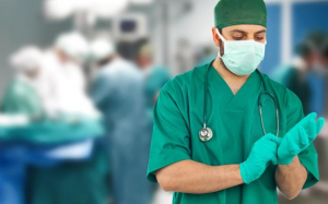 Tại sao bác sỹ phẫu thuật phải mặc áo xanh, còn đầu lọc thuốc lá thì có màu vàng xỉn?