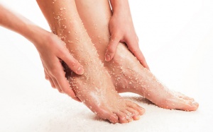 Áp dụng cách này loại ngay mụn cóc mà không cần uống thuốc