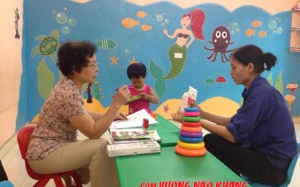 Khám miễn phí cho trẻ tự kỷ, chậm phát triển