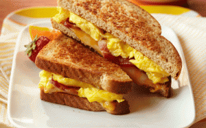 Ăn nhiều muối, trẻ đối mặt với nguy cơ đột quỵ, tim mạch