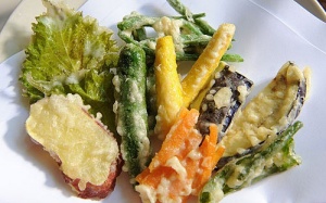Tempura rau củ chiên giòn: Món chay ngon mùa Vu Lan