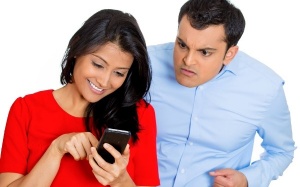 Tại sao có những phụ nữ luôn chọn phải đàn ông tồi?