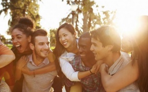 8 bí quyết sống để hạnh phúc mỗi ngày