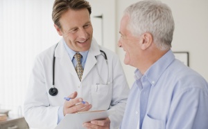 Bạn cần biết ngay: Cách phòng và điều trị suy tim ở người cao tuổi