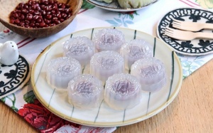 Bánh Trung thu trong suốt như pha lê: Ăn ngon, không sợ béo!