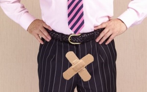 Mắc bệnh lậu do dùng khăn tắm tại khách sạn?