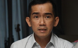 Rơi nước mắt khi Minh Thuận viết dòng chữ không rõ nét trong thời khắc sinh tử