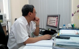 Bác sỹ thổi bay ung thư phổi: Rảnh là thiền