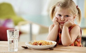 Trẻ em biếng ăn có thể là dấu hiệu của những căn bệnh nào?
