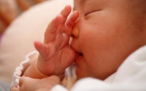 9 yếu tố làm bà bầu tăng nguy cơ sinh non