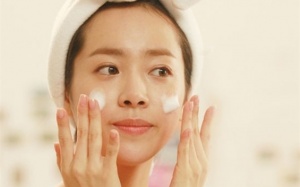 Tại sao dưỡng trắng mãi mà da vẫn đen sạm?
