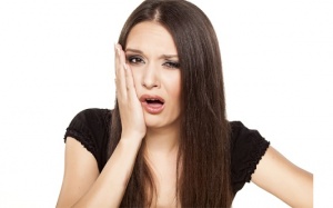 Chăm sóc sức khỏe răng miệng thế nào với phụ nữ trong thời kỳ mãn kinh