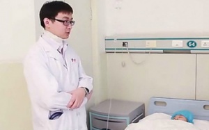 Một bác sỹ Trung Quốc bị cha bệnh nhi đâm chết