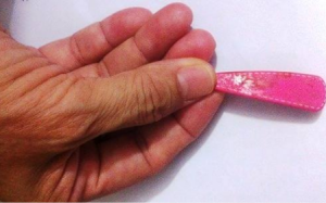 Dị vật trong vùng kín khiến bé gái “như bị xâm hại”