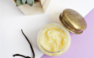 Tự làm kem dưỡng cho làn da mướt mịn thách thức mùa Đông