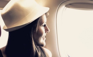 Bỏ túi bí quyết chăm sóc da khi đi máy bay