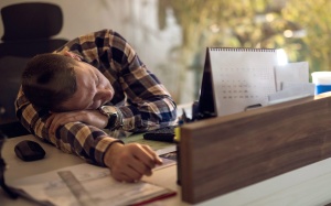 Video: Ngủ trưa quá lâu - Lợi ít, hại nhiều!