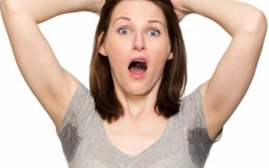 Bị toát mồ hôi quá nhiều phải điều trị thế nào?