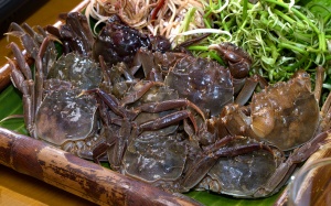 Lẩu cua cà ra ấm áp cuối tuần