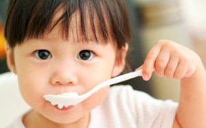 Mẹ đã biết khi nào trẻ cần dùng men tiêu hóa?