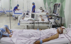 Bác sỹ đang vô tình đẩy người bệnh vào “thảm họa” kháng thuốc