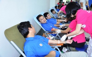  'Sống để yêu thương' - Ngày hội tôn vinh thầy cô giáo hiến máu