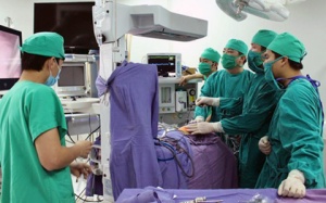 Tưởng vỡ thai ngoài tử cung, hóa ra xoắn lách đột ngột