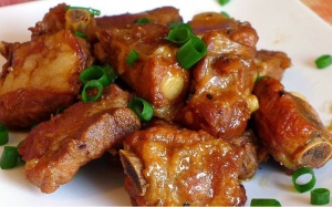  Cách làm món sườn kho tộ dễ ợt. 