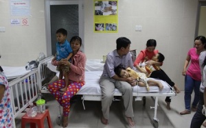 Phạt trường mầm non 20 triệu vì để 86 trẻ ngộ độc