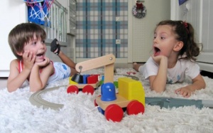 Mẹ nhiễm cúm khi mang thai không làm tăng nguy cơ tự kỷ cho con