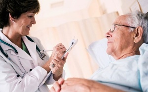 Người già hay bị đột quỵ sau khi ngủ dậy do đâu?