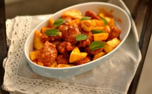 Thịt chiên giòn sốt dứa chua ngọt thơm ngon