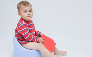 Trẻ 3 tuổi bị táo bón phải làm sao?