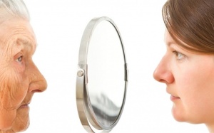 Cải lão hoàn đồng bằng tái lập trình tế bào