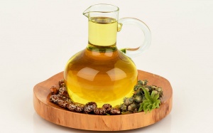 Cách dùng dầu thầu dầu để trị vẩy nến da đầu