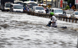 Ngập lụt ở Trung Bộ giảm dần