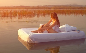 28 ngày thăng trầm mà chị em nào cũng từng trải qua