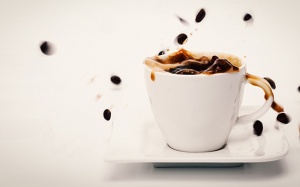 Gifographic: Có bao nhiêu caffeine trong đồ ăn thức uống của bạn?