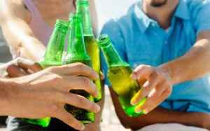  Video: Uống bao nhiêu rượu bia thì an toàn cho sức khỏe?